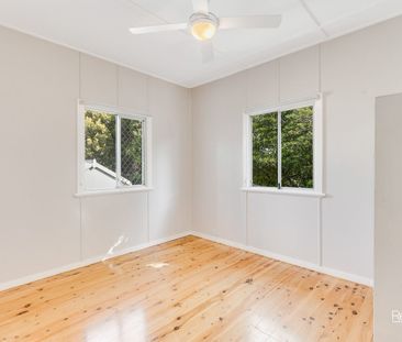 Quaint cottage living at 70 North Street, North Toowoomba. - Photo 1