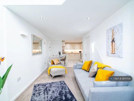 Studio to rent - Photo 3