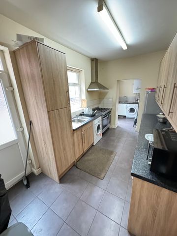 33 Wren Street, CV2 4FT - Photo 5