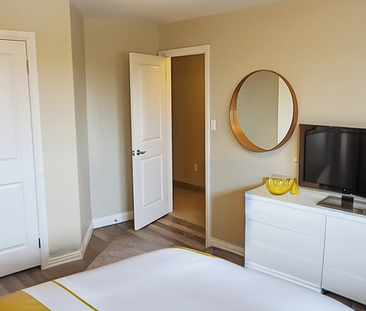 apartments at 483 Linwell Road - Photo 4 | Rentumo