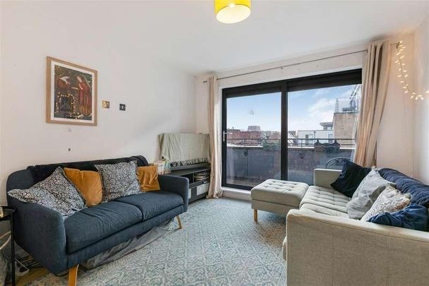 St. Mary's Road, Surbiton, KT6 - Photo 1