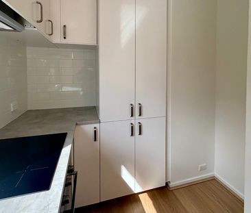 WELL-LOCATED 2-BED UNIT IN AVONDALE HEIGHTS - Photo 6