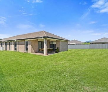 Spacious 4-Bedroom Family Home in Oran Park - Modern Comfort & Conv... - Photo 6