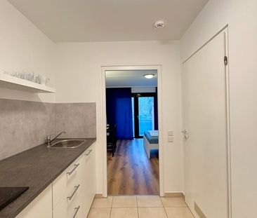 Große 1 Zimmer Wohnung, sehr zentral und ruhig gelegen - Photo 4