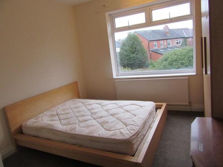 3 bedroom semi-detached house to rent - Photo 3