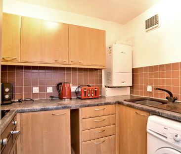 1 bedroom flat to rent - Photo 3