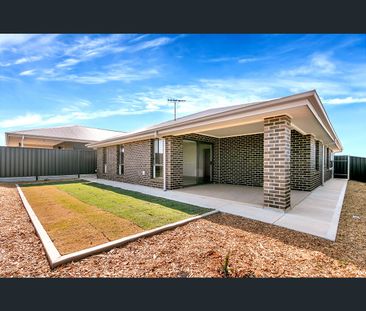 1 Verdale Crescent, Munno Para Downs, SA 5115 - Photo 5