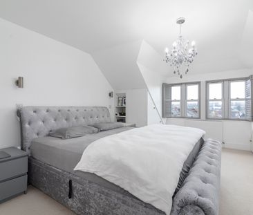 5 Bed Terraced House, St. Augustines Avenue, CR2 - Photo 2