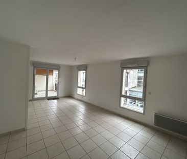 Location Appartement 3 pièces 70m² LIMOGES 87000 - Photo 2
