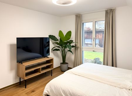 Generous penthouse apartment with its own attic and beautiful views - Photo 3