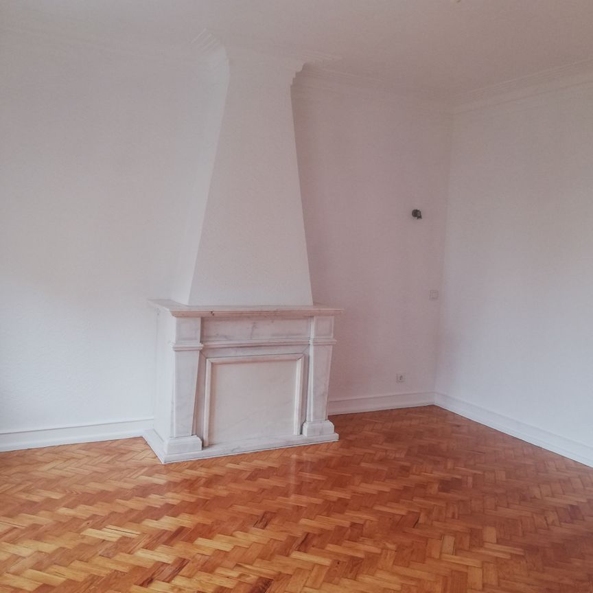 T4 com Garagem em Alvalade - Photo 1