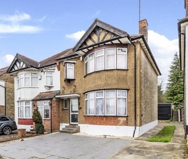 Courthouse Road, N12, London - Photo 1