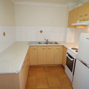 FURNISHED ONE BEDROOM UNIT with Carspace - Photo 2