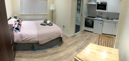 1 bedroom flat to rent - Photo 2