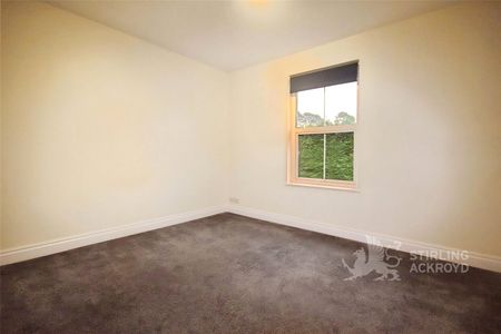 Station Approach, Ash Vale, Aldershot, Surrey, GU12 5QB - Photo 3