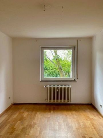 Familien willkommen - sanierte und renovierte 5-Zimmer-Wohnung mit Balkon - Photo 5