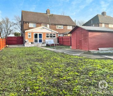 5 bedroom end of terrace house to rent - Photo 1