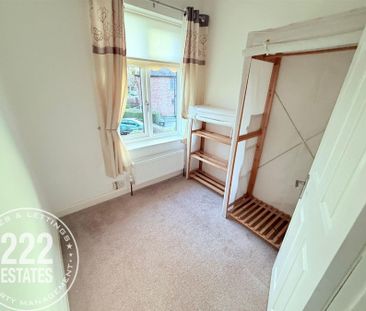 Roscoe Avenue - Warrington - WA2 - Photo 4