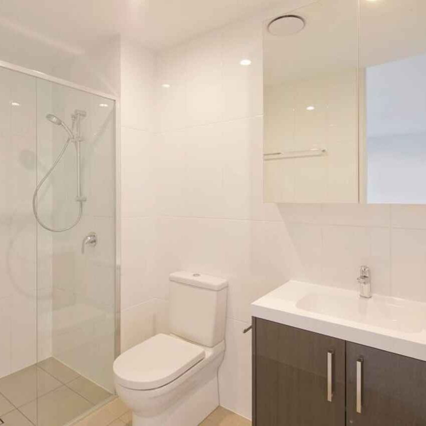 Beautiful 2 Bedroom Unit in the Heart of Canberra - Photo 1