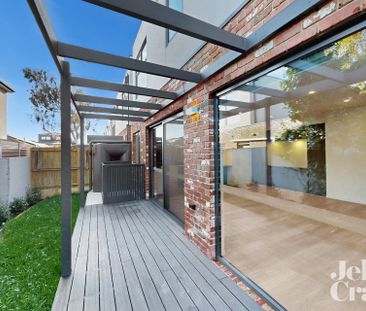 1/3 Duckmanton Court, Bentleigh East - Photo 4