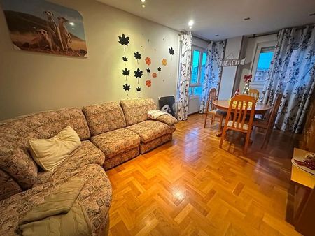 Alquiler de piso en Calle Bélgica - Photo 4