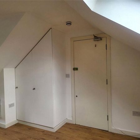 Studio to rent - Photo 4