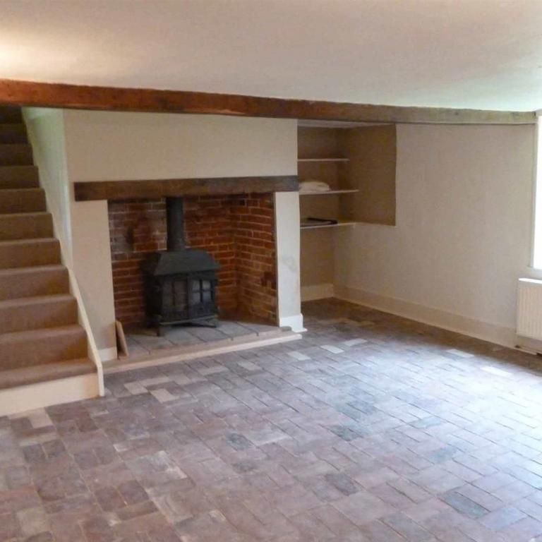 4 bedroom farm house to rent - Photo 1