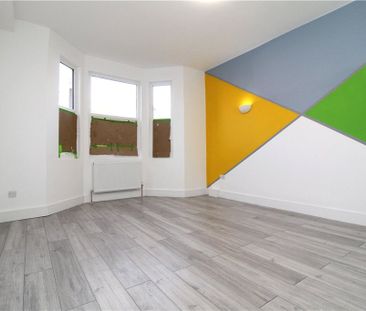Melbourne Avenue, Ealing, W13 9BX - Photo 6