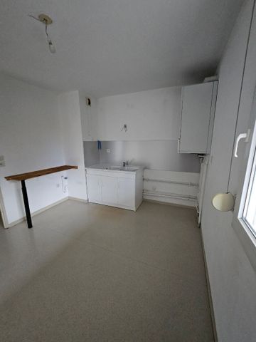 Location Appartement 3 pièces 70m² BESANCON 25000 - Photo 3