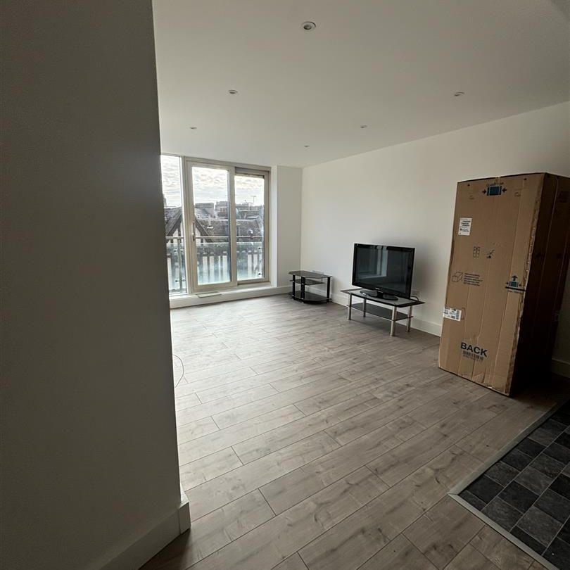 3 bed apartment to rent in Praed Street, London, W2 1 - Photo 1