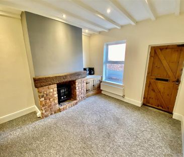 2 bedroom end of terrace house to rent - Photo 6