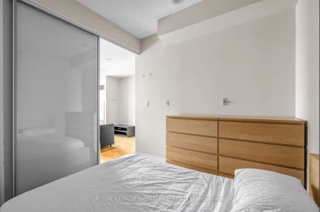 55 Bremner Boulevard #2306 - Photo 5