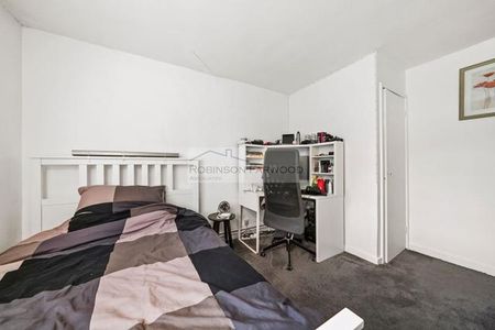 2 bedroom ground floor flat to rent - Photo 4