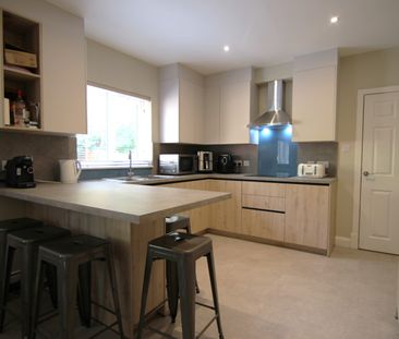 5 Bed Detached House, Rolleston Drive, NG7 - Photo 5