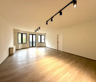 Instapklaar en ruim appartement met 2 slaapkamers en groot terras i... - Foto 1