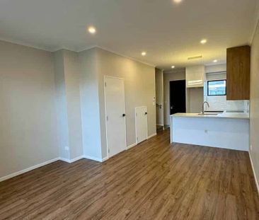 Two bedrooms with one study - Photo 1