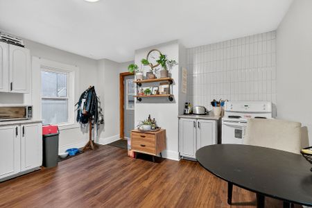 For Lease - 534 Rochester Street, Dows Lake - Civic Hospital and Area, Ontario - Photo 4