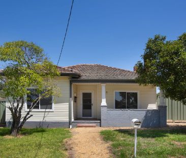 32 Sandhurst Road, California Gully. - Photo 1