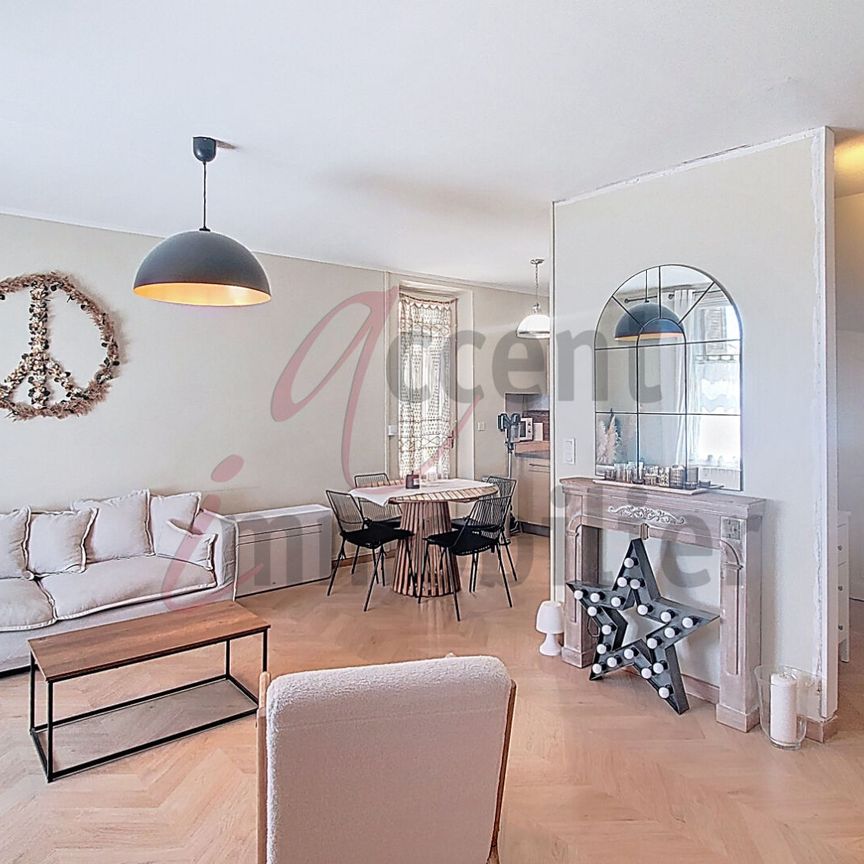 Noves : Maison de village avec terrasse, - Photo 1