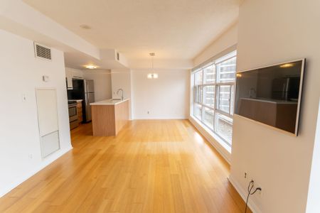 For Lease - 11 St Joseph Street Unit# 1607, Toronto, Ontario - Photo 2