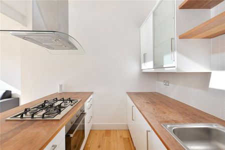 1 bedroom penthouse to rent - Photo 3