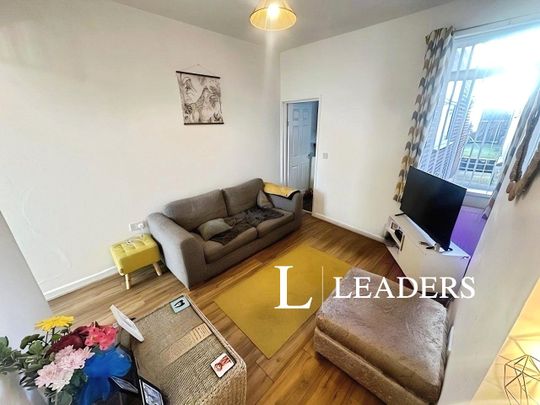 2 bedroom house to rent Lomas Street, ST4 - Photo 1
