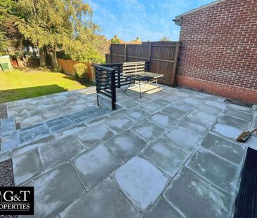 2 bedroom semi-detached house to rent - Photo 6