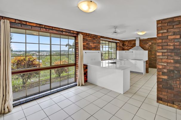 7 Elwyn Court QLD 4127, Springwood - Photo 1