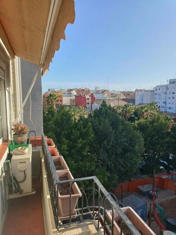 Valencia - Foto 4