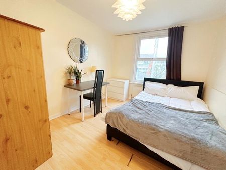 Room in a Shared Flat, London, SE16 - Photo 3