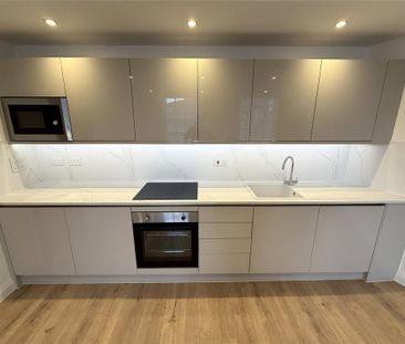 1 bedroom apartment to rent - Photo 2