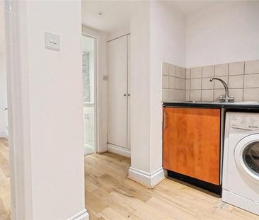 3 bedroom ground floor flat to rent - Photo 3