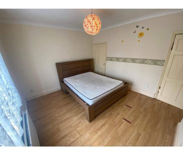 Crown Street, New England - Photo 4