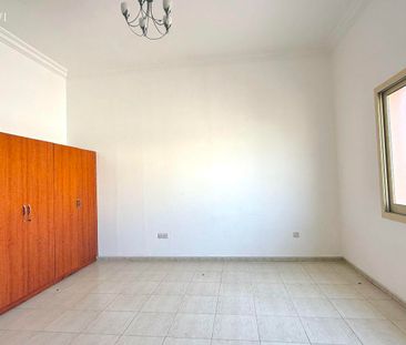 Three Bedroom Villa in Mirdif - Photo 4